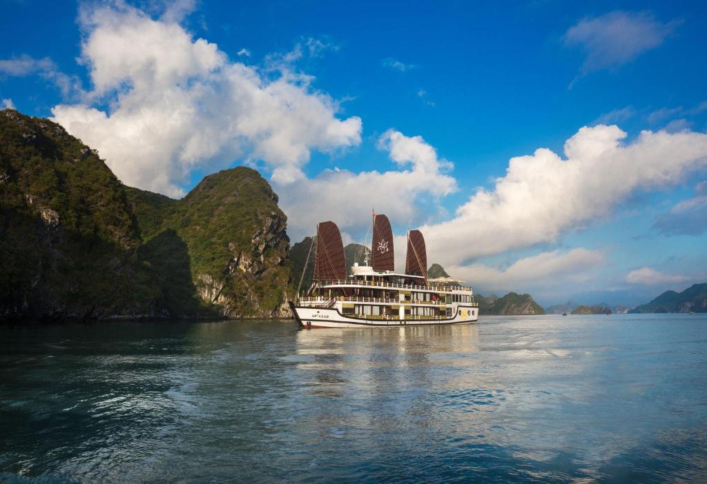 Orchid Ha Long Cruise