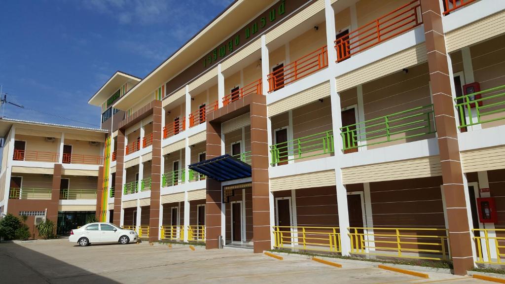 Charoensuk Grand Hotel photo 2