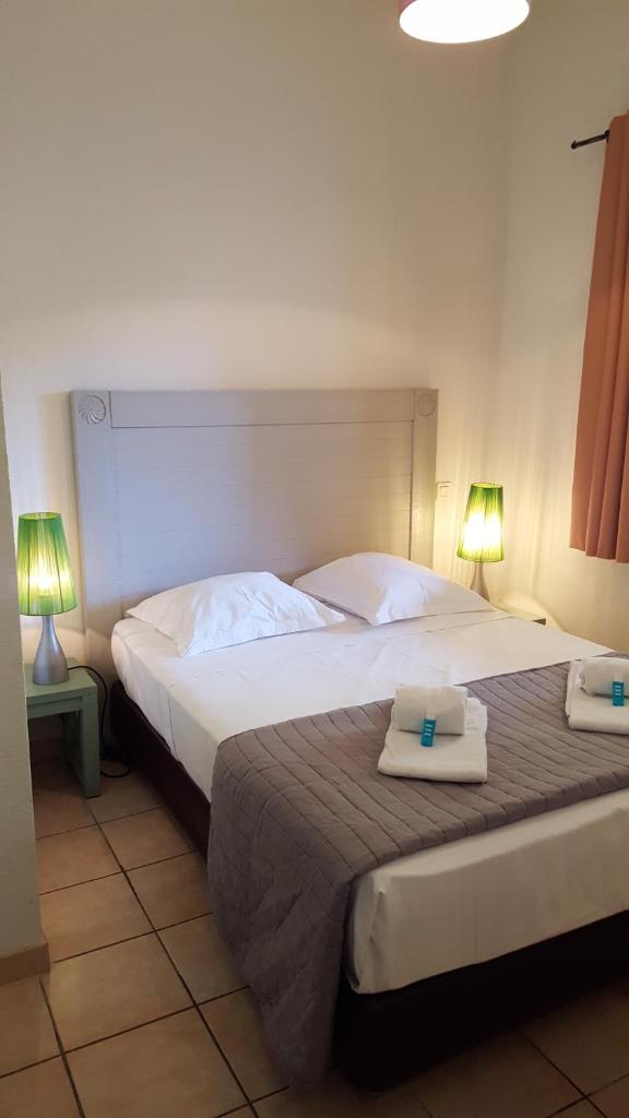UZES APPART HOTEL Résidence Le Mas des Oliviers photo 4