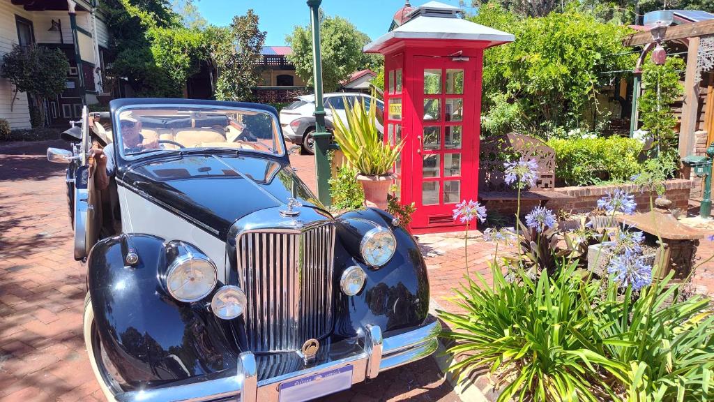 Bridgefield Guest House - Tap to explore photos