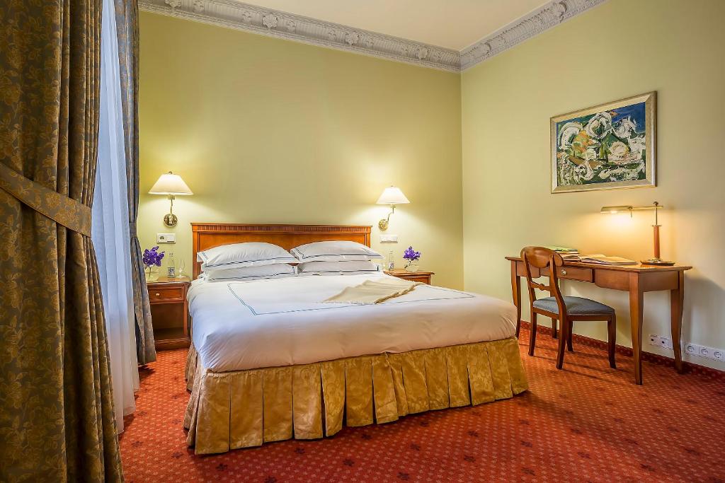 Сьюит (Полулюкс), Grotthuss Boutique Hotel