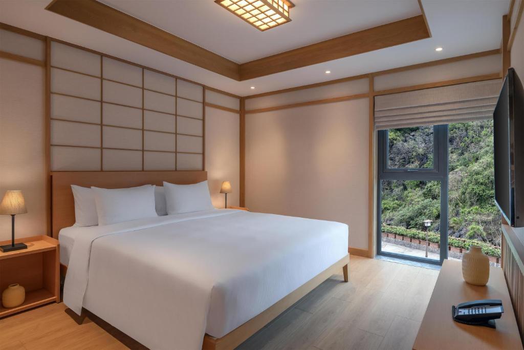 Yoko Onsen Quang Hanh - Tap to explore photos