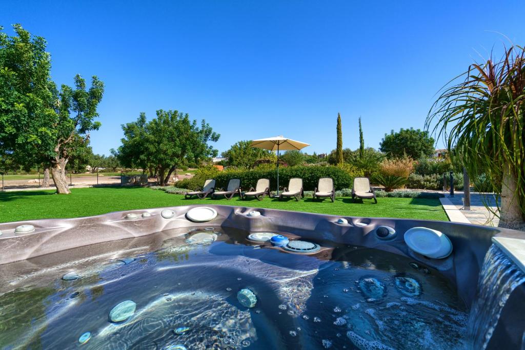 5 bedroom Villa Rio with large private pool and hot tub, Aphrodite Hills Resort photo 2