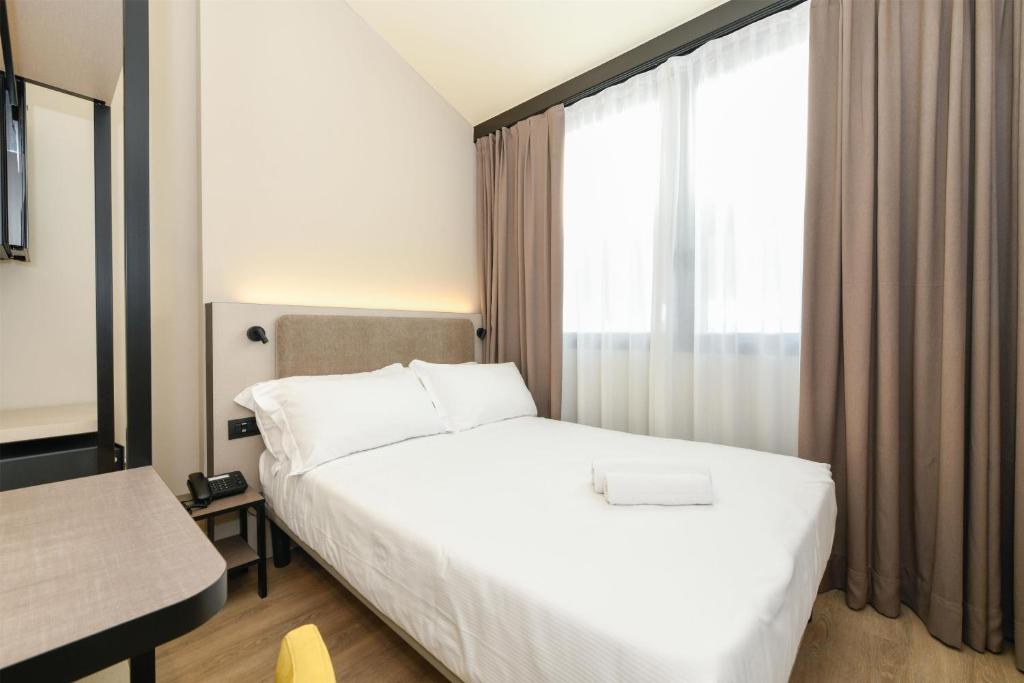 Best Western Hotel Garda Room Type - Executive Double Room - Non-Smoking