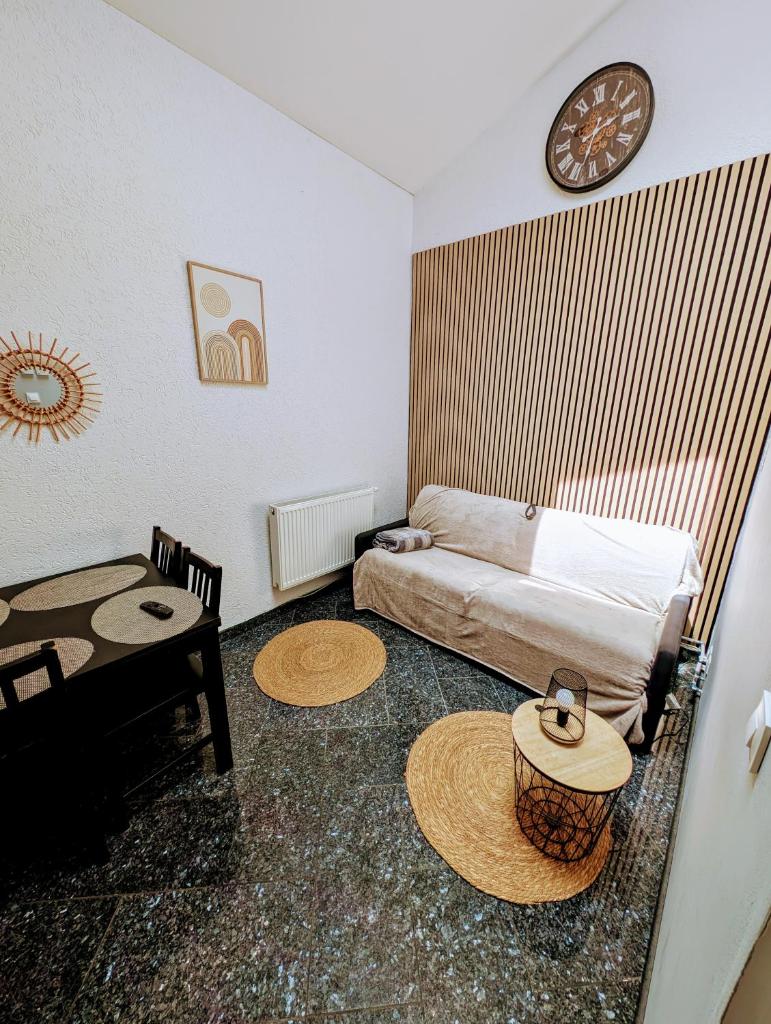 L'oasis de Dalhunden - Logement privé dans villa avec Piscine - Tap to explore photos