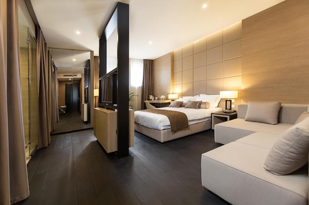 Сьюит (Представительский люкс), Dominic Smart & Luxury Suites - Republic Square