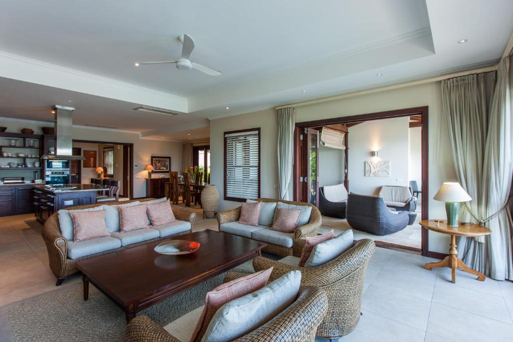 PRIVATE SEA VIEW VILLA Eden Island photo 3
