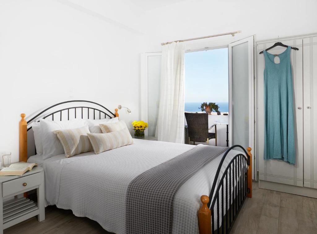 Двухместный (Стандартный  двухместный номер (после ремонта)), Milos Villas Hotel