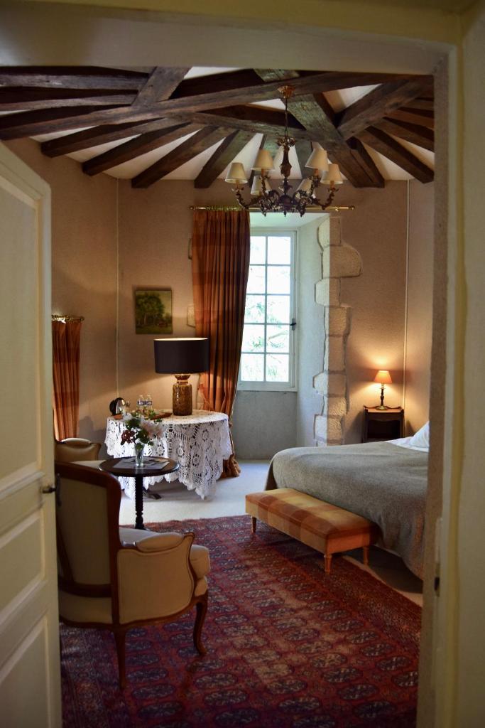 Chateau de Vaux Room Type - Superior Double Room