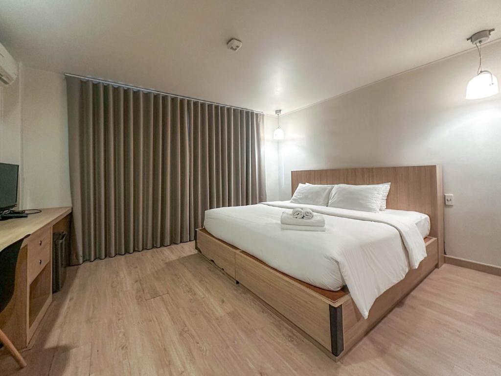 Get Sleep Bangkok Surawong Room Type - Superior Double Room