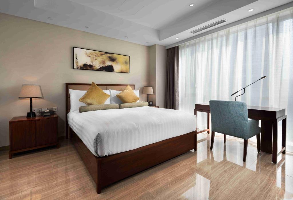 Двухместный (Улучшенный номер с кроватью размера «king-size»), Oakwood Hotel & Residence Suzhou
