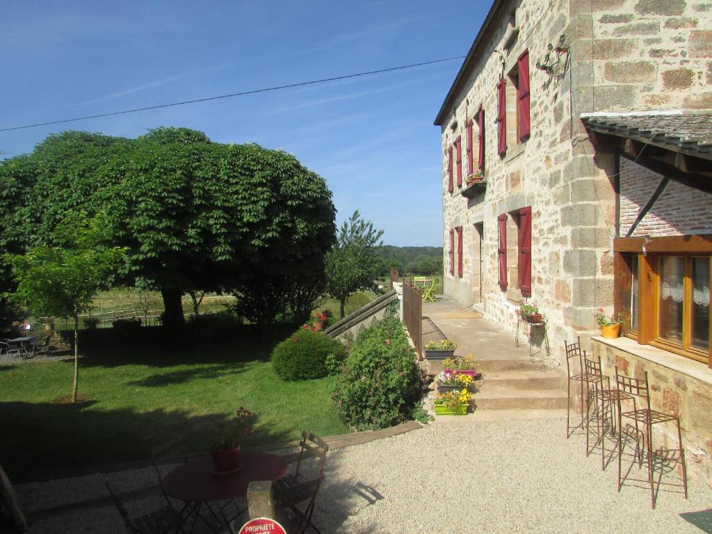 Ecuries de Saint Maurice- Maison d'hôtes de Gondou photo 4