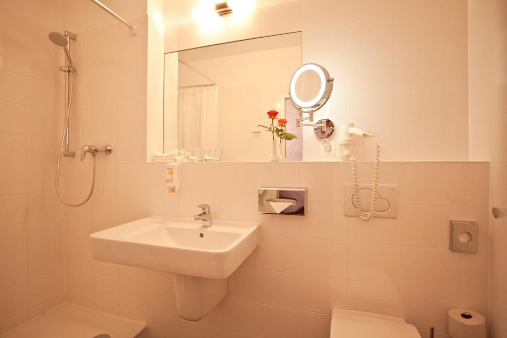Апартаменты (Апартаменты), Kult-Hotel Auberge