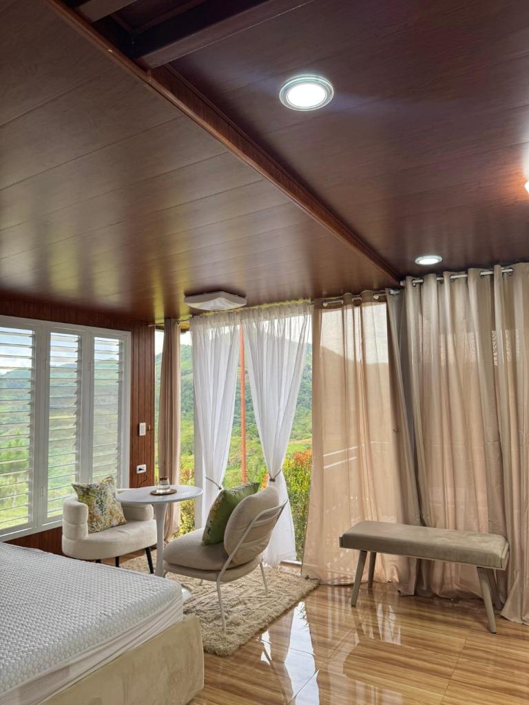 Remedios and Beverly Hills at Marilog, Buda Room Type - Villa