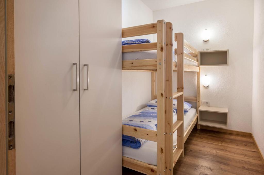 App Sonne Nr 16 - Tap to explore photos