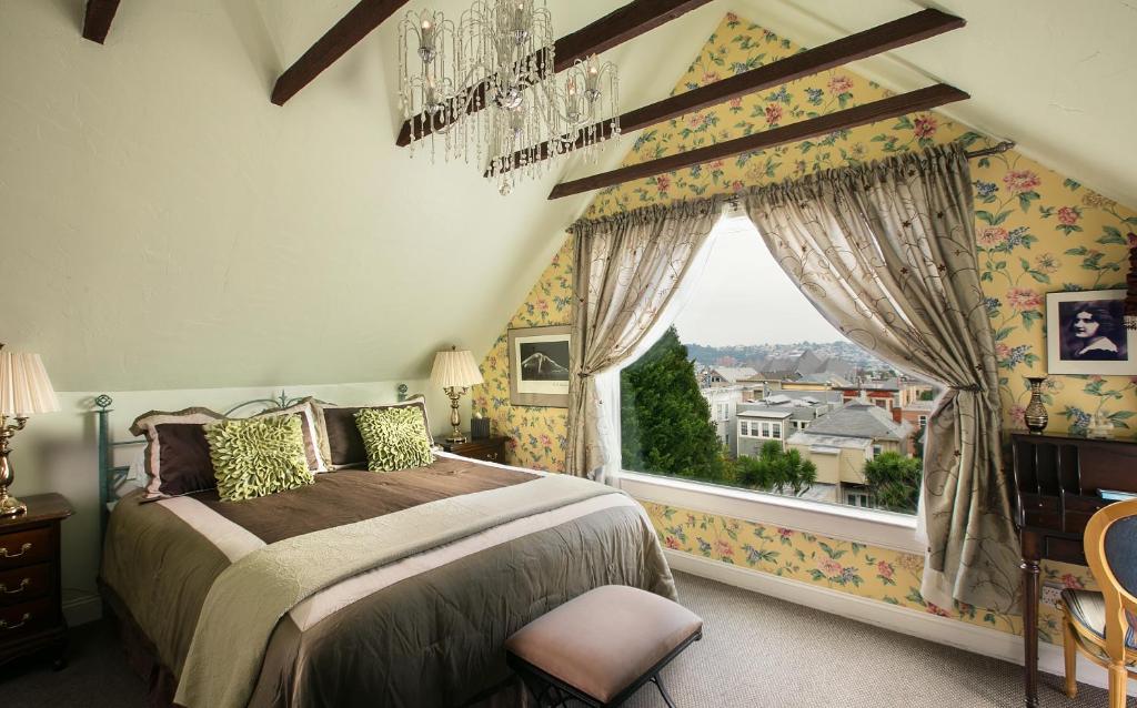 Noe's Nest Bed and Breakfast photo 1