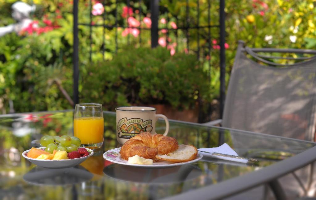 Noe's Nest Bed and Breakfast photo 4