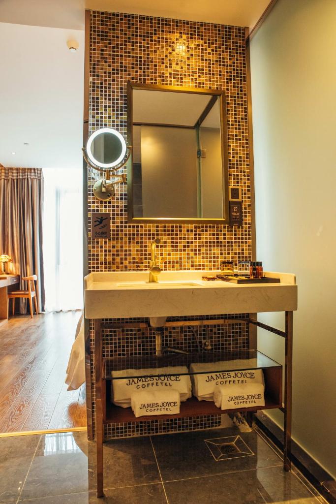 James Joyce Hotel Zhuhai Hengqin Chimelong photo 1