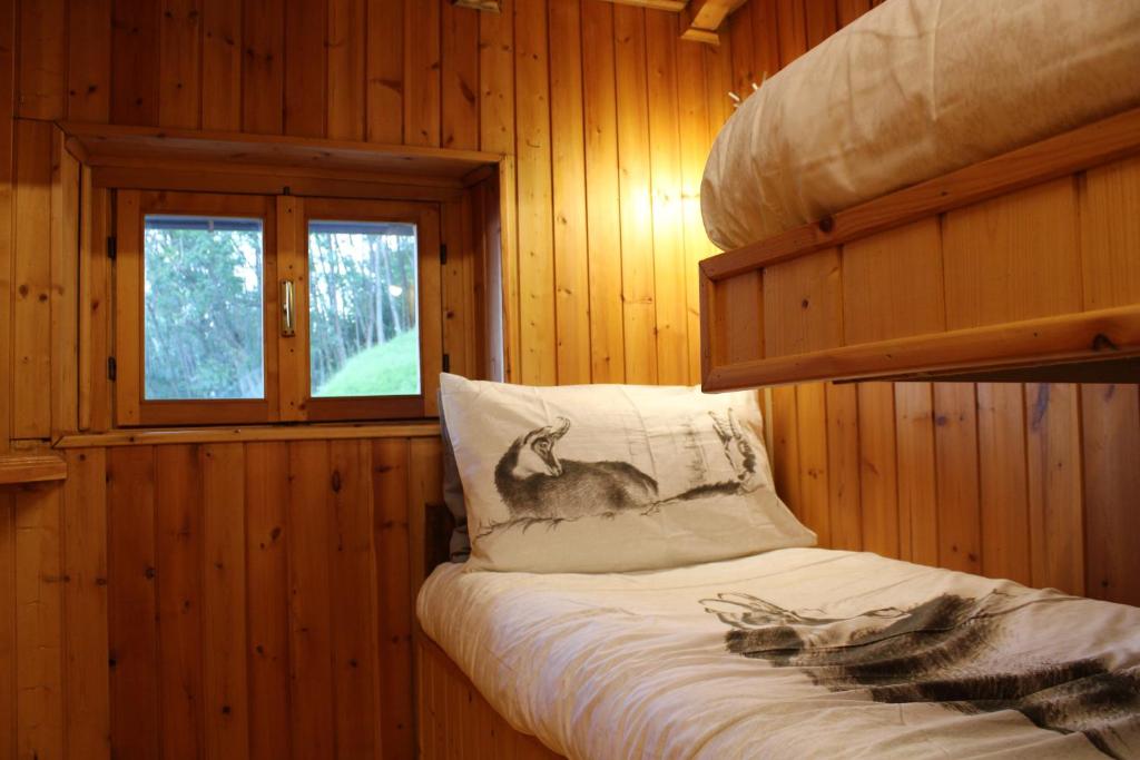 Sweet Somma Mountain Lodge 2 - Tap to explore photos
