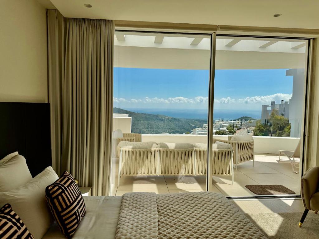 Palo Alto Marbella-Luxury-Sea view - Tap to explore photos