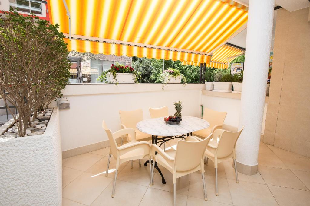 Апартаменты (Апартаменты с 1 спальней), Apartments Sofija
