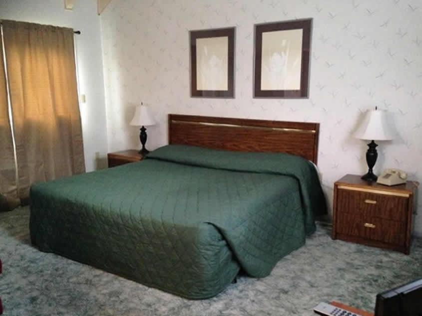Eagle Village Resort & Chalet photo 1