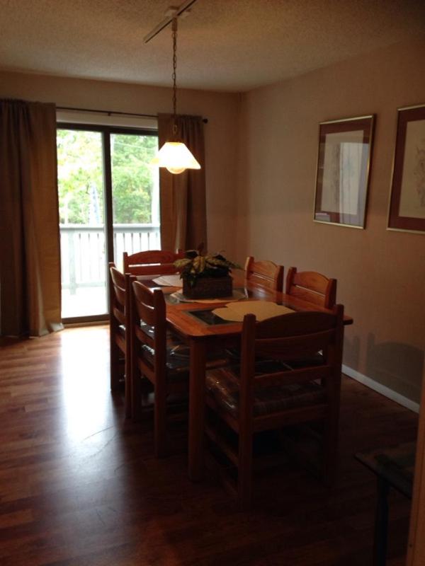 Eagle Village Resort & Chalet photo 2