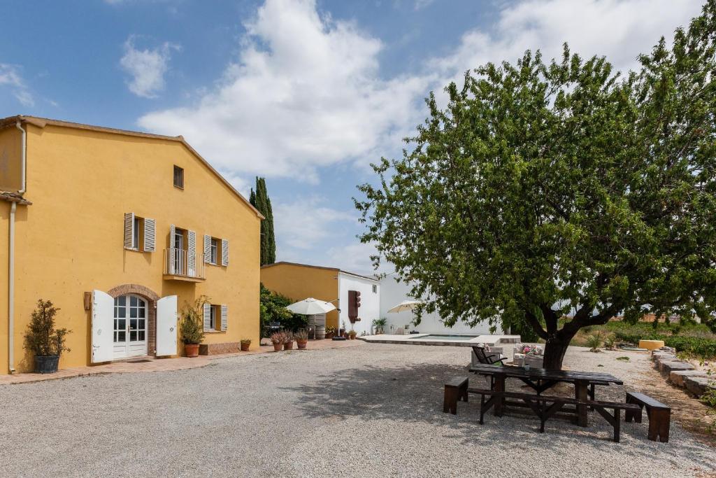 Lidia Rural House - Tap to explore photos