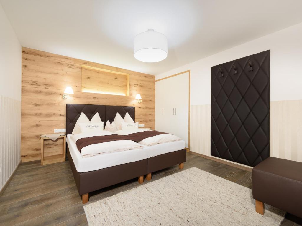 Апартаменты (Апартаменты с 2 спальнями (тип 2)), Kasperhof Appartements Innsbruck Top 1 - 5