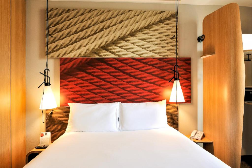 Ibis Schiphol Amsterdam Airport photo 4