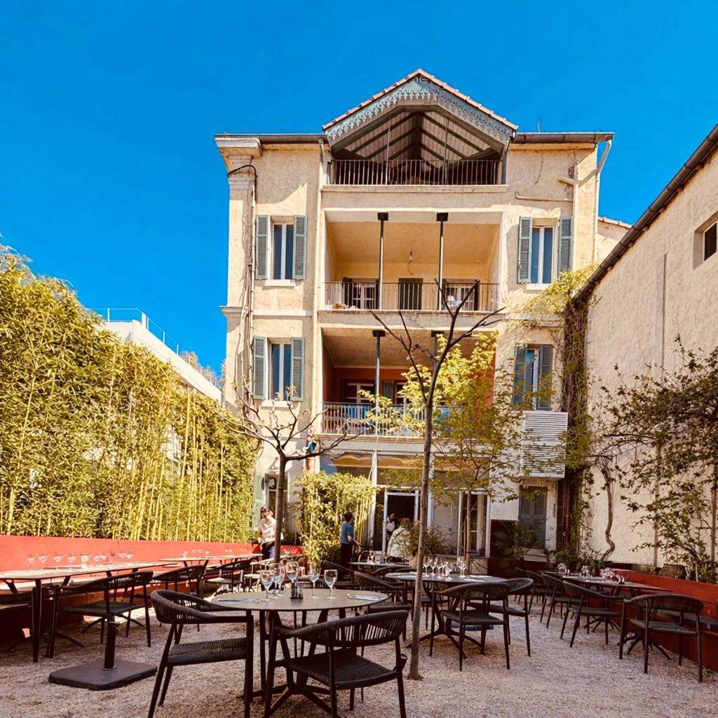 Le Domino Chambres d'Hotes et Restaurant, Draguignan