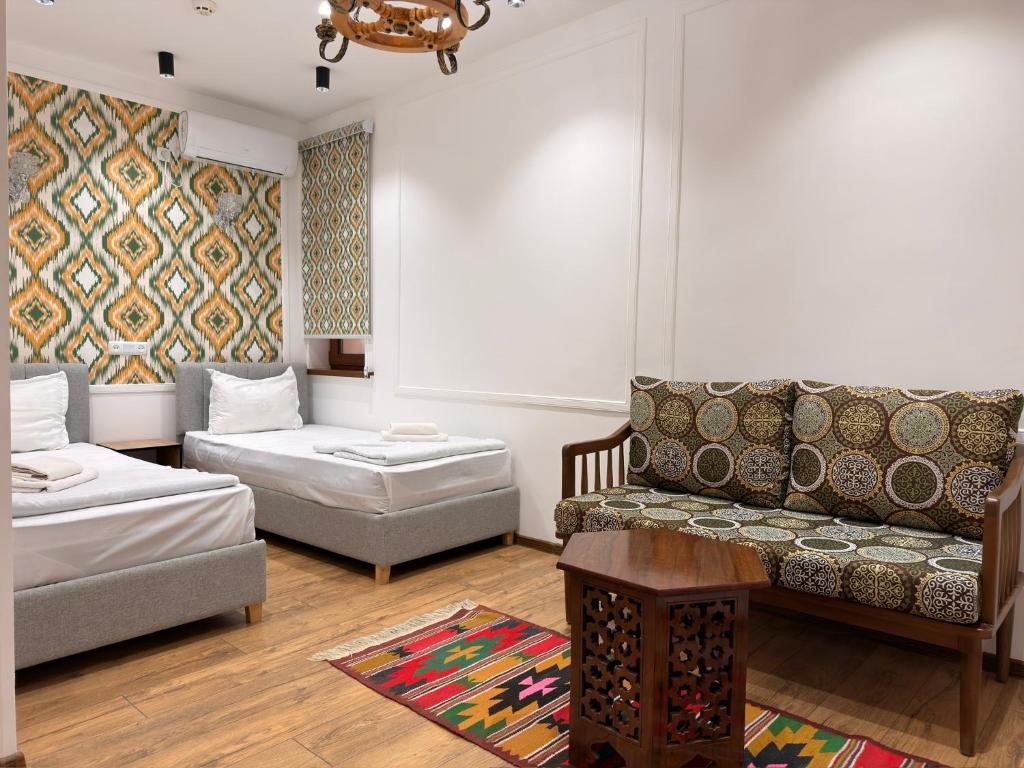 Ulli Oy Boutique Hotel & Terrace - Tap to explore photos