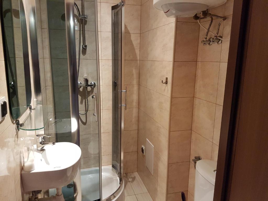 Dream Hostel & Apartments Room Type - Double or Twin Room with Private External Bathroom
