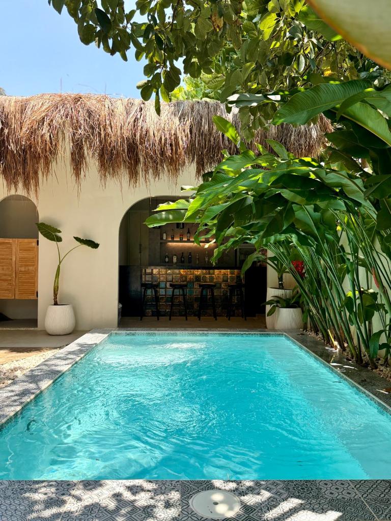 BIG WAVES BOUTIQUE HOTEL SIARGAO - Tap to explore photos