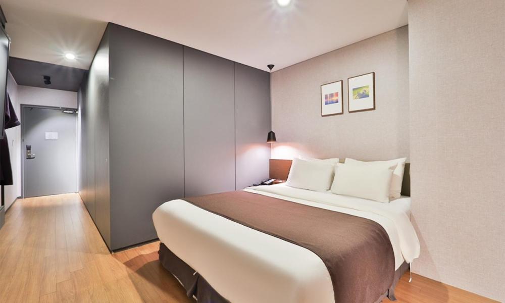 Bay Hound Hotel Room Type - Double Room Assigned at Check-in - No Parking