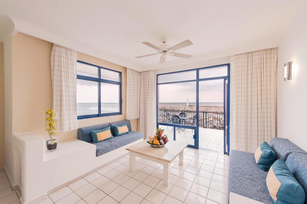 El Cid Marina Beach Hotel photo 1