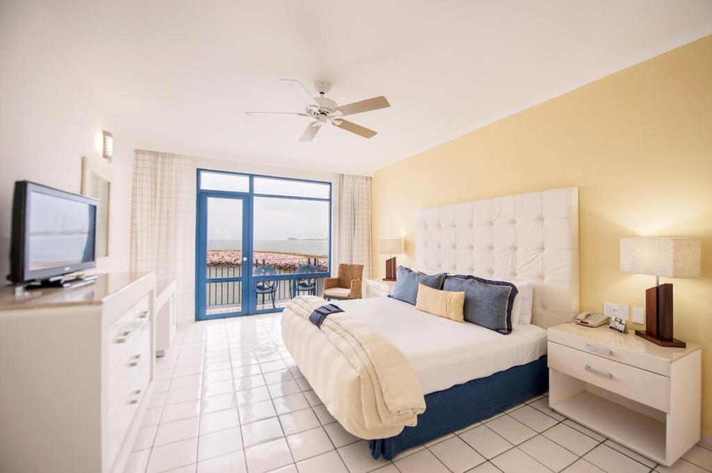 El Cid Marina Beach Hotel photo 3