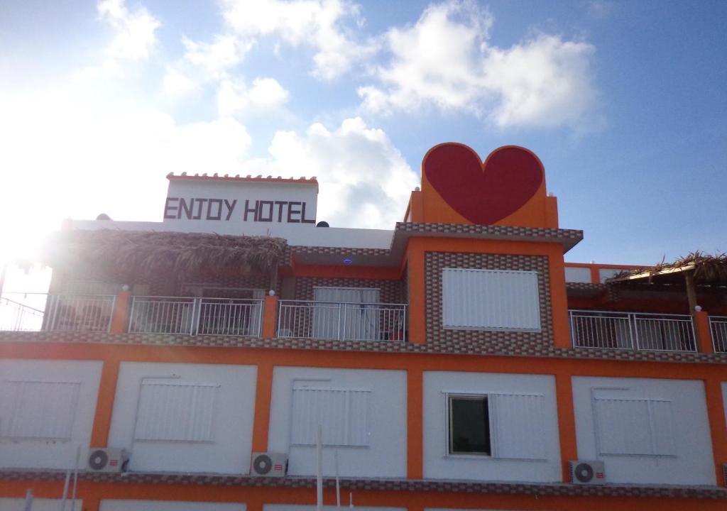 Enjoy Hotel photo 4