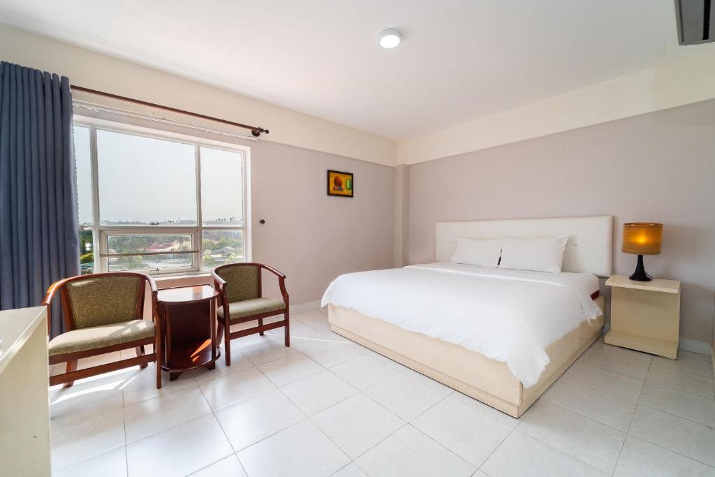Palette Muine Boutique Hotel Near Mui Ne Beach - Tap to explore photos