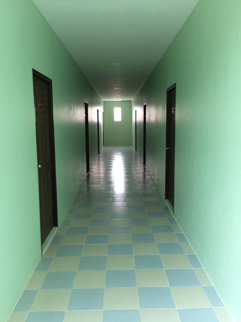 Апартаменты (Апартаменты), Am house