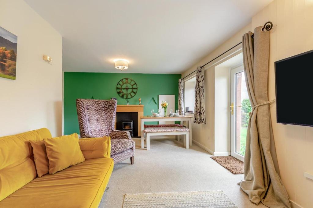 2 Bed in Keswick oc-28383 - Tap to explore photos