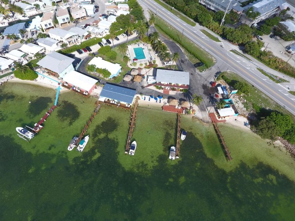 Edgewater Lodge image