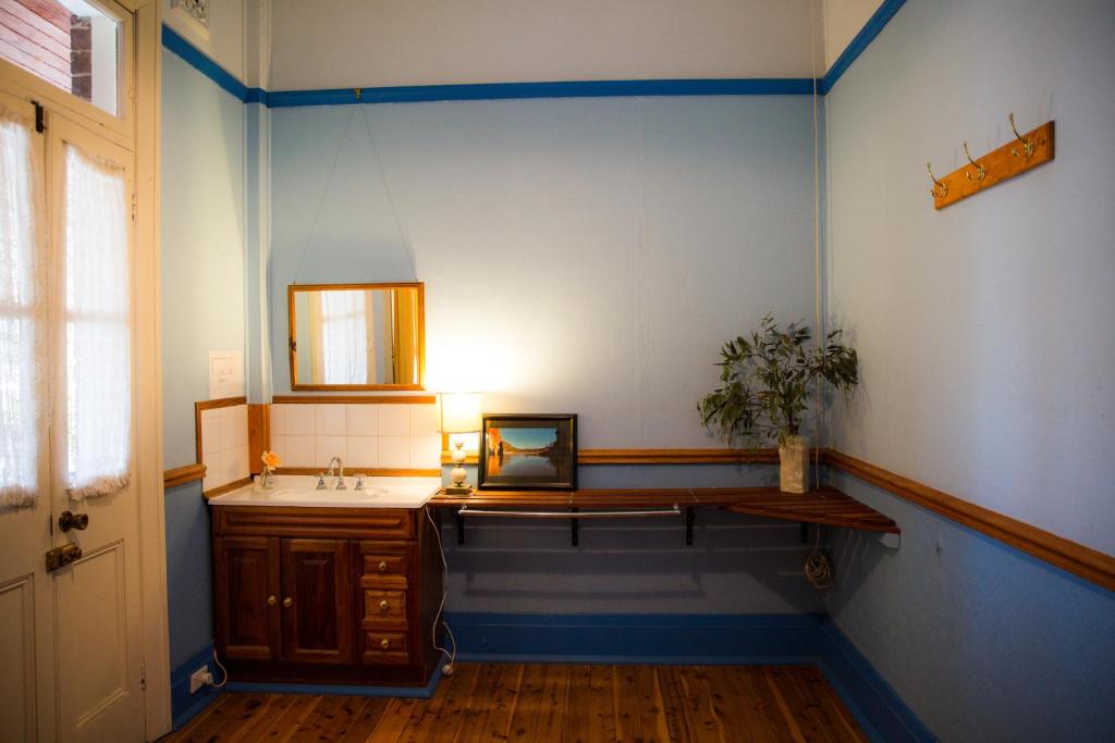 Boorowa Hotel - Tap to explore photos