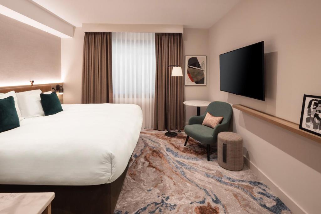 voco Corby Kettering by IHG Room Type - Standard King Room