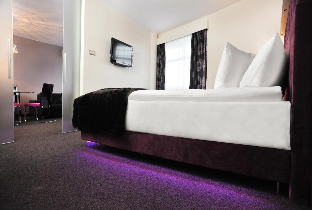 Апартаменты (Представительский люкс), Hotel 3 Trio