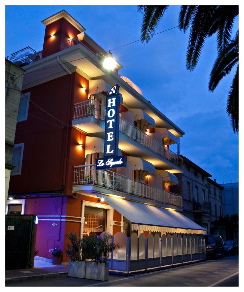 Hotel lo Squalo photo 4