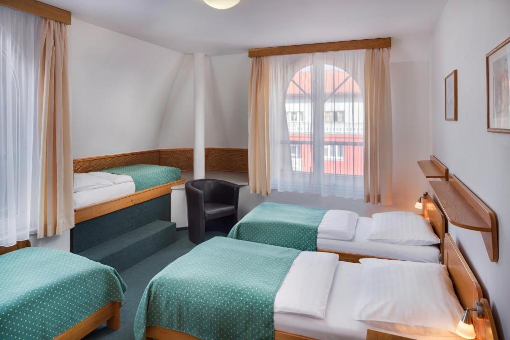 Четырехместный (Четырехместный номер), Отель Otar