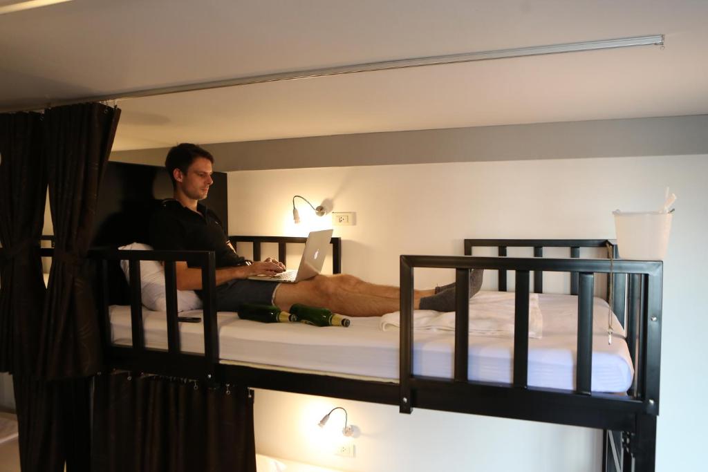 Номер (Кровать в общем номере с 4 кроватями), Balcony Party Hostel - Adult Only +18