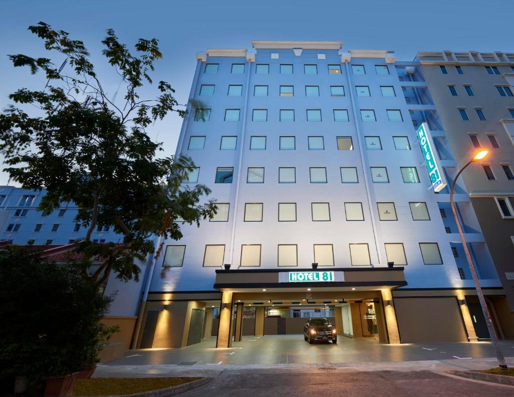 Hotel 81 Gold photo 2