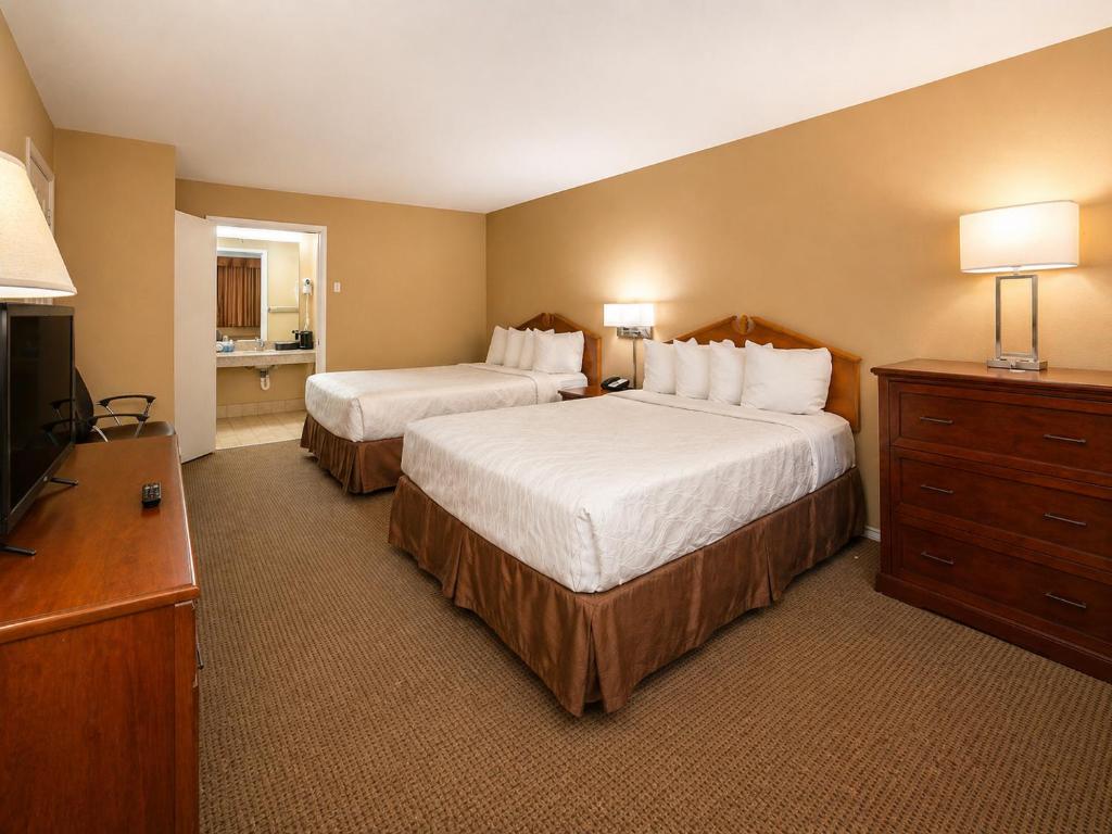 Americas Best Value Inn & Suites Sonora - Tap to explore photos